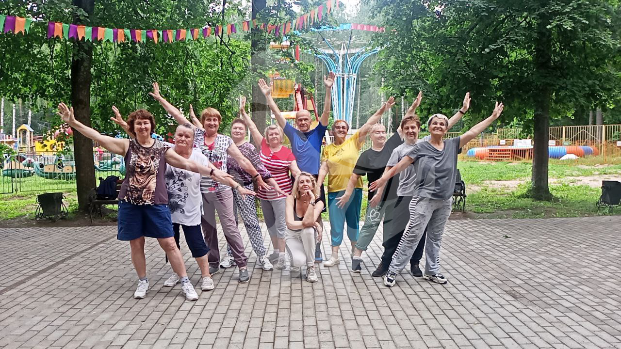 Школа долголетия. Занятия физкультурно-оздоровительной гимнастикой