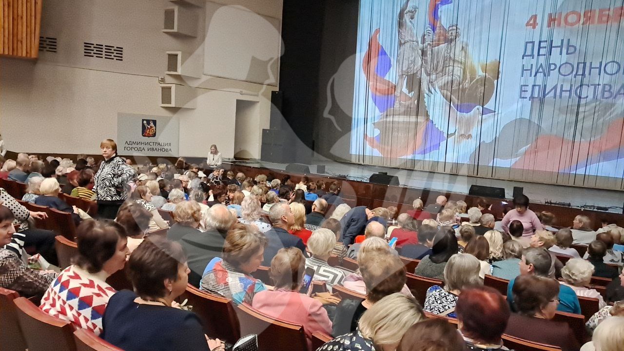 Клуб интеллектуального досуга. Концерт в честь Дня народного единства.