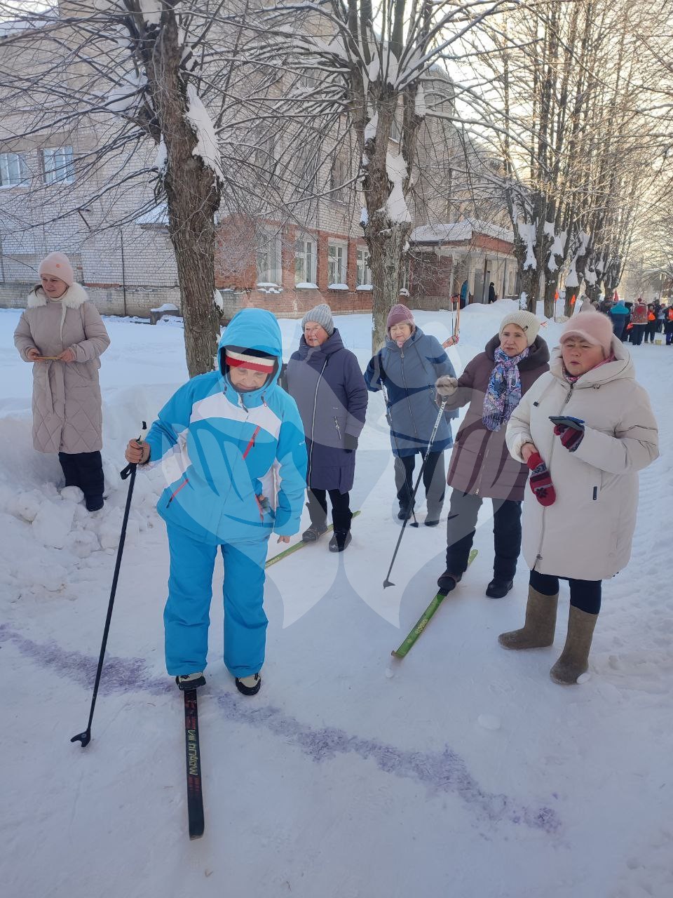 Межмуниципальное спортивное мероприятие «Зимние забавы» для людей старшего поколения