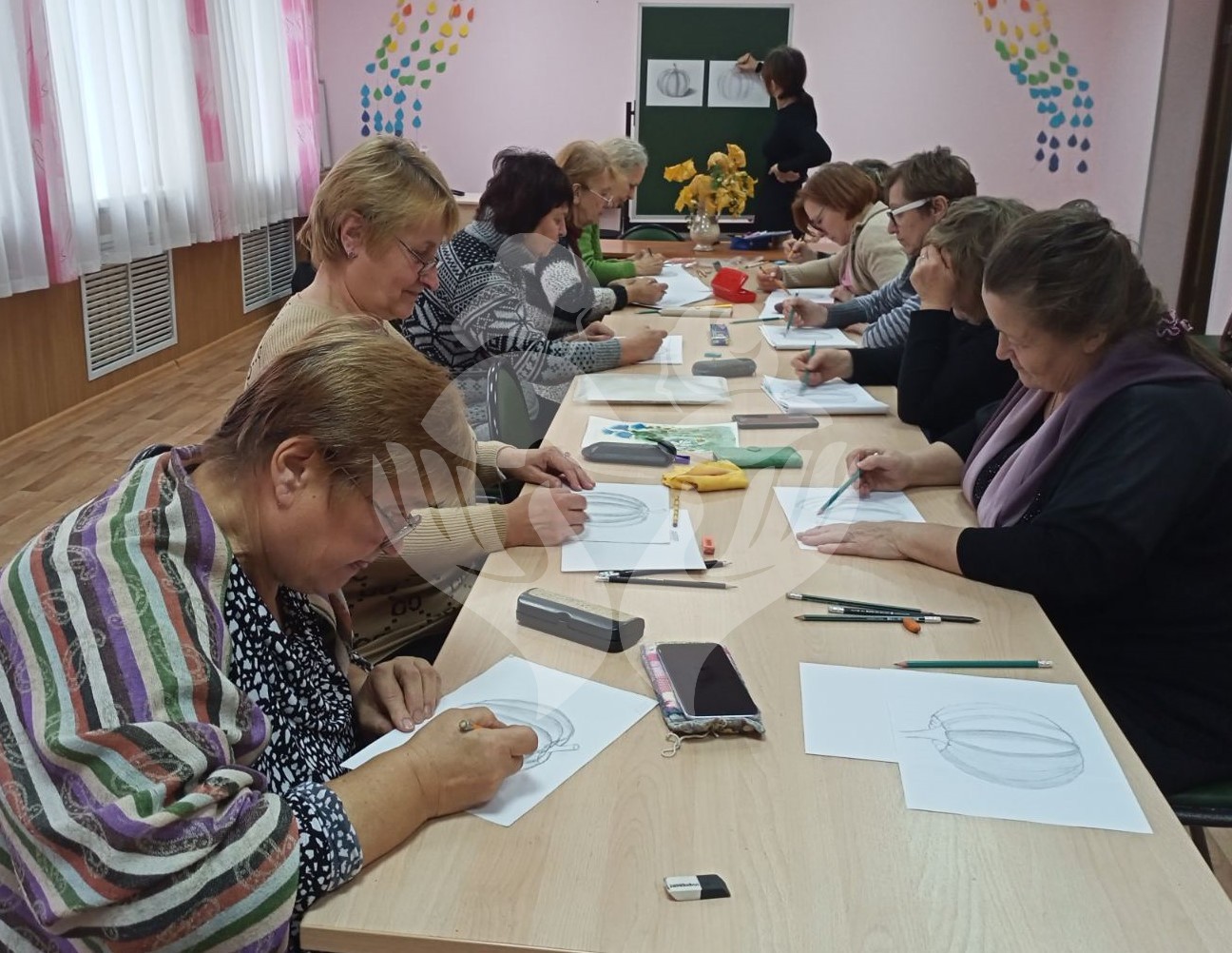 Студия рисования. Рисунок карандашом