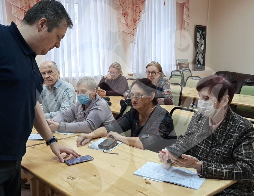 Школа компьютерной грамотности. Азбука интернета и Мир на ладони