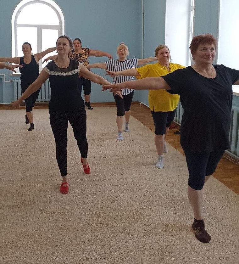 Школа долголетия. Занятия спортом