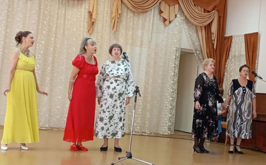 Серебряное волонтерство. Проекты. Межведомственное взаимодействие. Праздничная программа «Хорошее настроение»