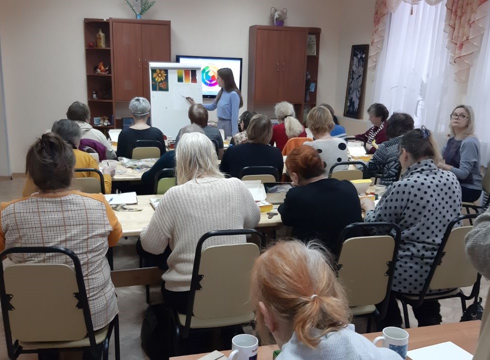 Студия рисования. «Знакомство с гуашью. Стилизованный цветок»