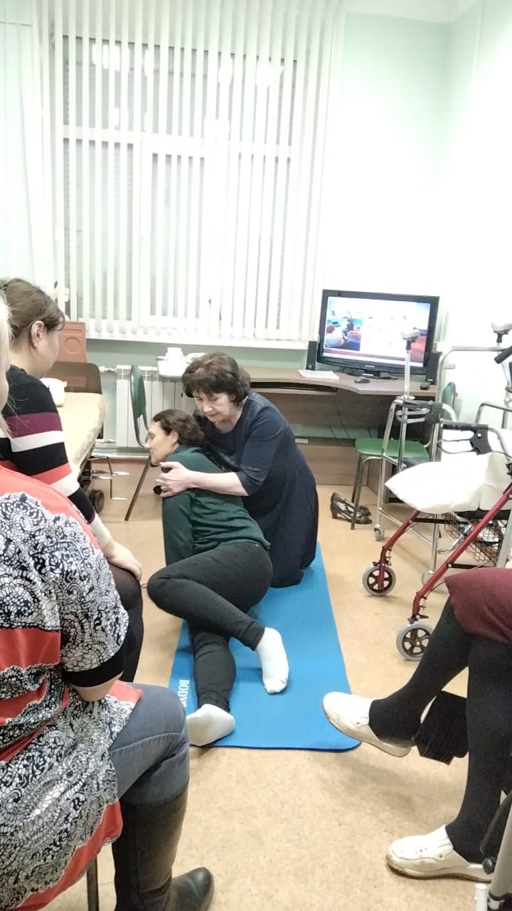 Индивидуальное занятие в Школа ухода за пожилыми людьми и инвалидами «Кинестетика».